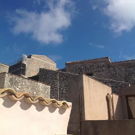 Affittacamere Al Duomo 埃里切