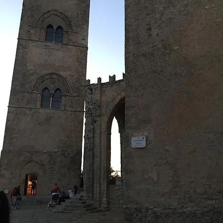 Πανσιόν Affittacamere Al Duomo *