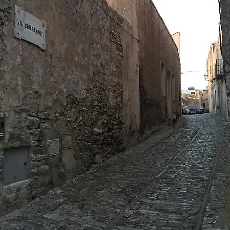 Affittacamere Al Duomo * 埃里切